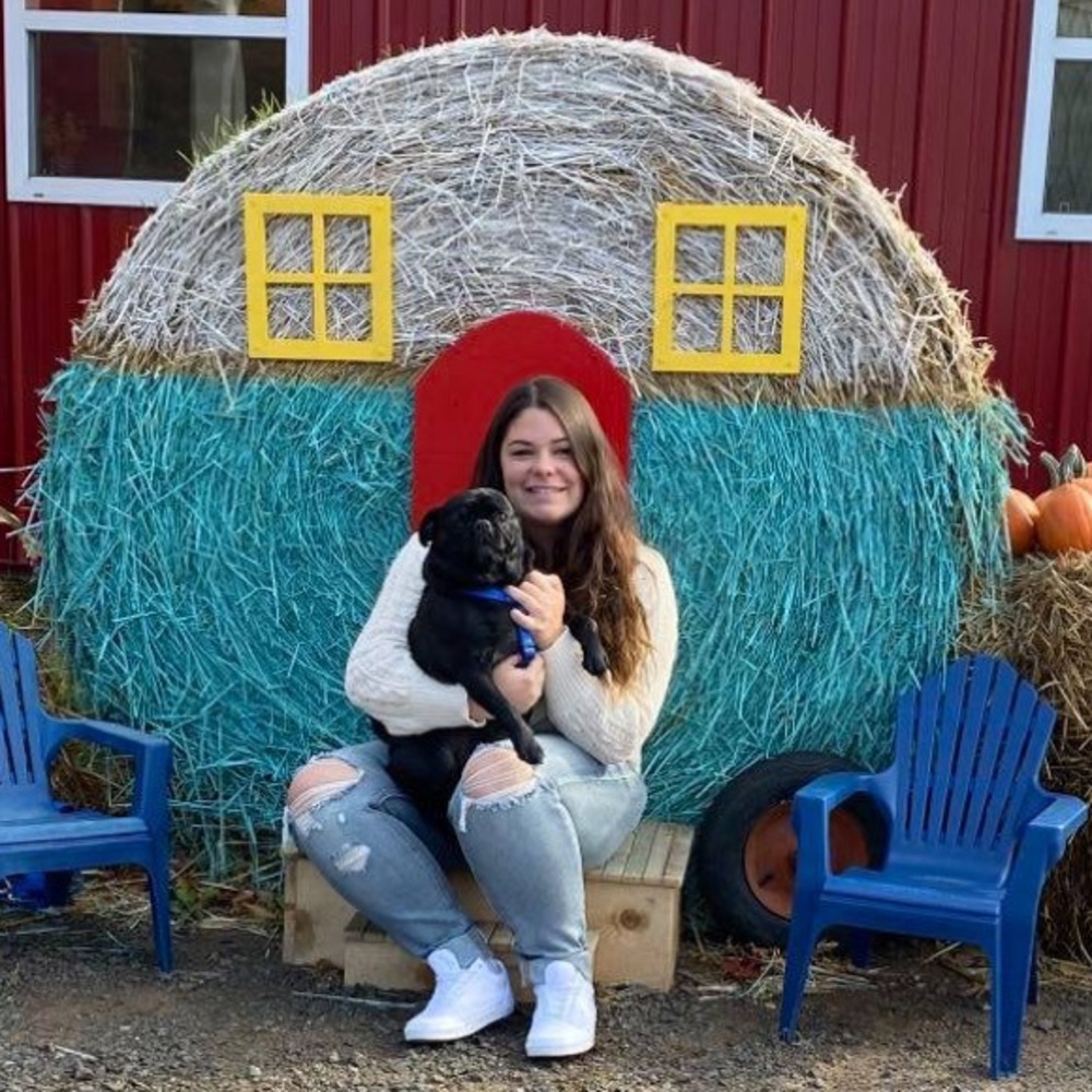 Meet your Posher, Alxys